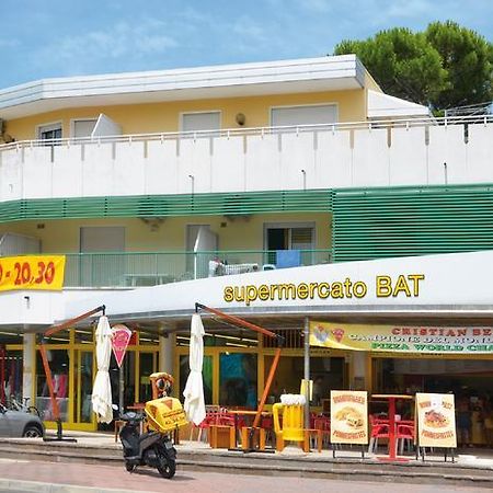 Appartamenti Riviera Beach Lignano Sabbiadoro Zimmer foto