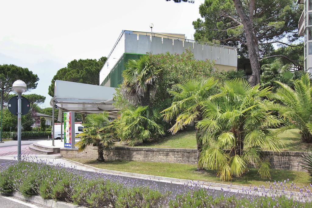 Appartamenti Riviera Beach Lignano Sabbiadoro Zimmer foto